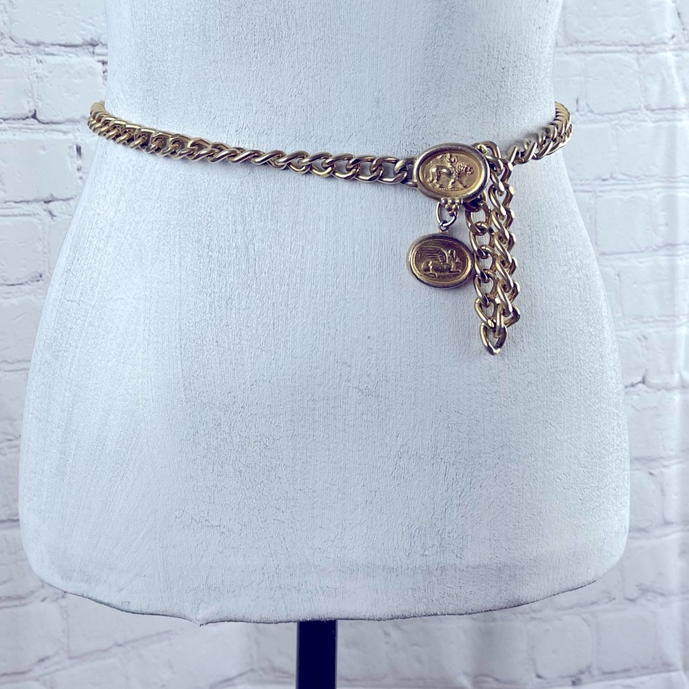 VINTAGE CHAIN LINK Belt Gold Lion and Sphinx Medallions